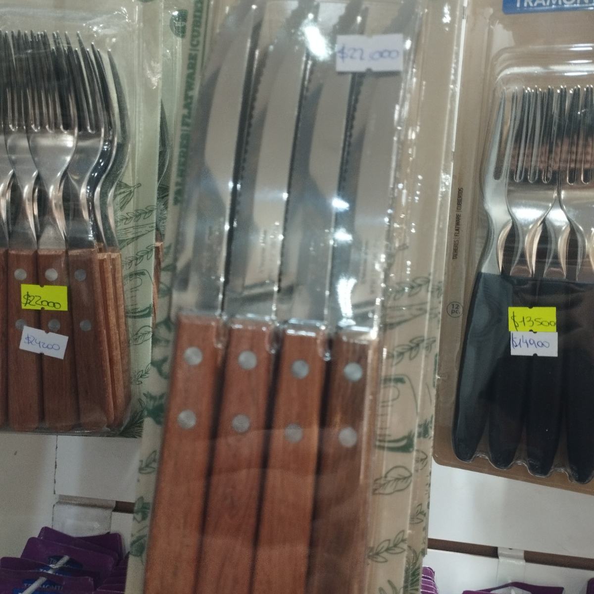 Cuchillos x 12 Mango madera